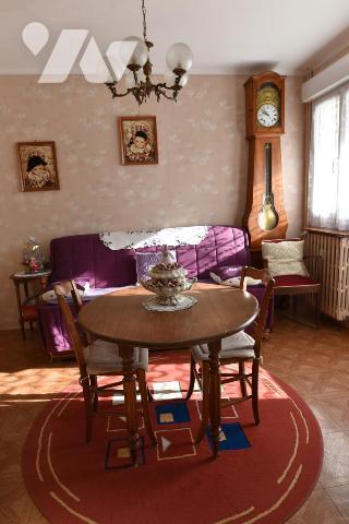 investissement locatif appartement T4 au premier étage sans ascenseur 