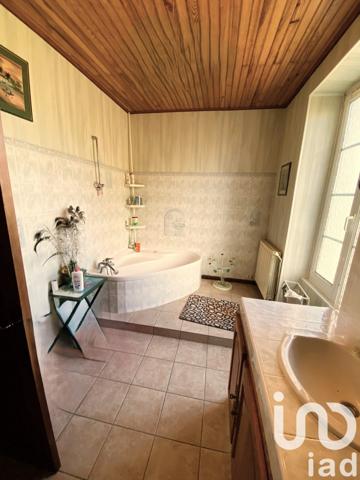 Maison de campagne 11 pièces de 312 m² à Aiguillon (47190)