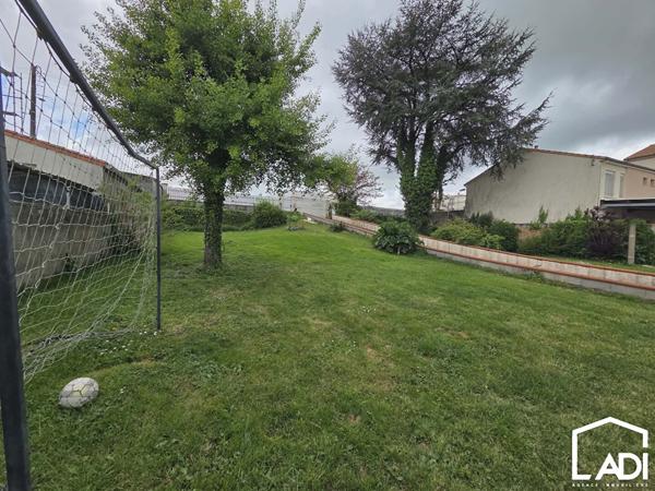 Idéalement située à Saint-Maixent ! En exclusivité !, Saint maixent l ecole 79400