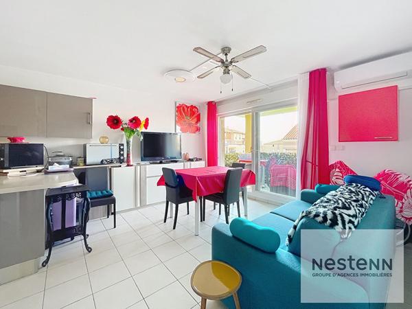 Charmant T2 avec grande terrasse, piscine et parking ? Proche centre-ville de Saint-Raphaël