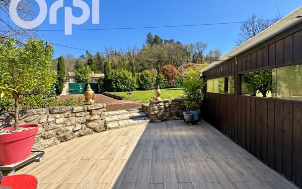 Maison à vendre    7 pièces •  Jaujac