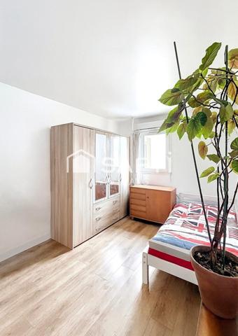 Duplex atypique, lumineux et plein de charme, à deux pas du métro La Dhuys.