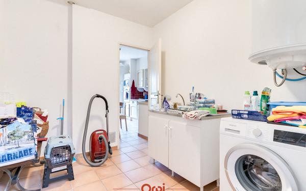 Maison à vendre    2 pièces •  Marseille 12