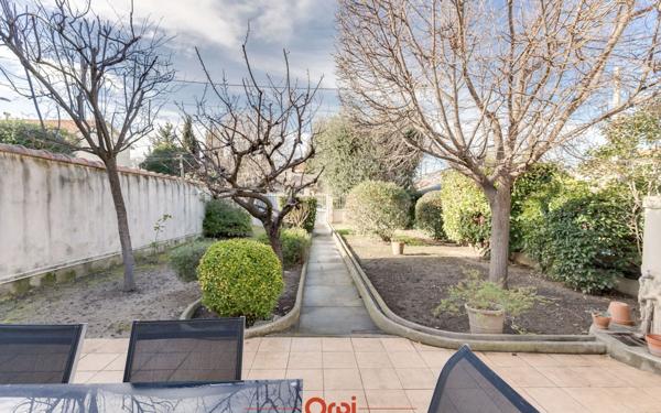 Maison à vendre    2 pièces •  Marseille 12