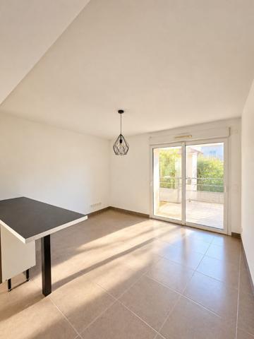 Appartement VALLAURIS 42.66 m²