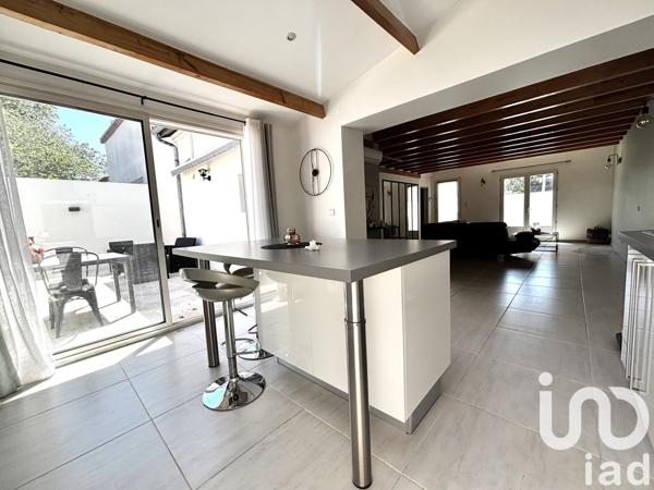 Maison à vendre 4 pièces 93 m² Vinassan