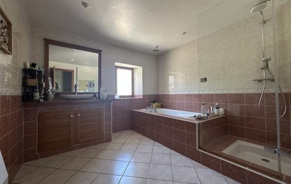 Vente Maison Moye   