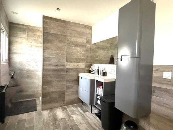 Maison pierre, 4 chambres entièrement rénovée