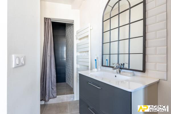 Appartement 2 pièce(s) €335 000 ** - Référence 4652