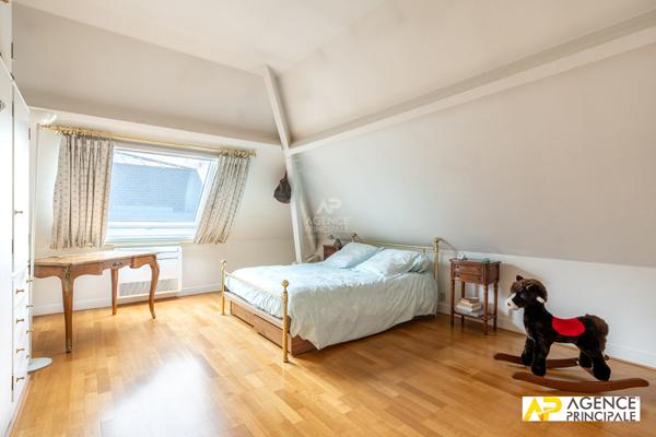 Propriété Maisons Laffitte - 8 pièce(s) €1 550 000 ** - Référence 4544