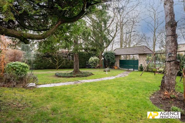 Propriété Maisons Laffitte - 8 pièce(s) €1 550 000 ** - Référence 4544