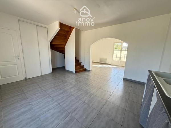 Maison
                                                                                                                                                                                                                                                                                                                        5 pièce(s)                                                                                                                                                                                                          3 chambre(s)                                                                                                                                                                                                          71  m²