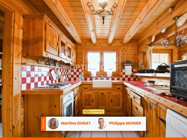 Magnifique chalet d'une surface habitable de 218m2 situé à 13km au Sud-Est de VICHY