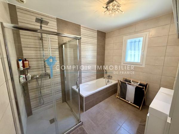 Villa
                                                                                                                                                                                                                                                                                                                        6 pièce(s)                                                                                                                                                                                                          4 chambre(s)                                                                                                                                                                                                          180  m²