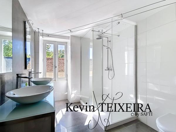 Belle maison de centre bourg avec 2 chambres.