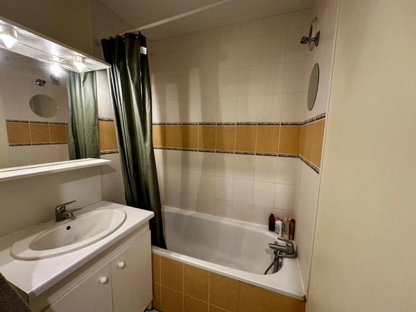 Appartement à vendre 2 pièces SAINT JEAN D'ILLAC (33)