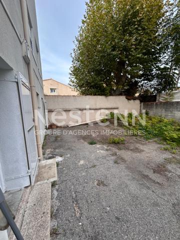 SIANT VICTORET-Studio de 18 m² dans une petite copropriété avec place de parking.