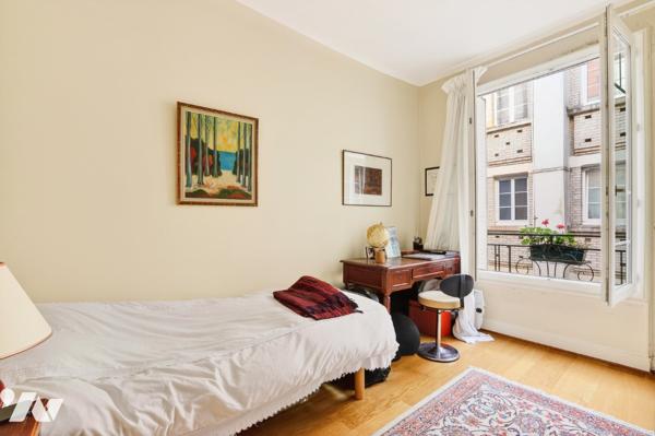 Saint-Mandé : appartement 2 pièces 42.42 m2