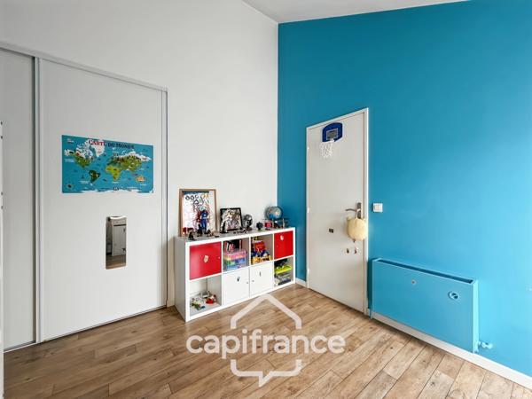 A vendre à Champs sur Marne - Maison familiale de 7 pièces de 131 m² - Jardin - Terrasse - chambre parentale - aucun travaux