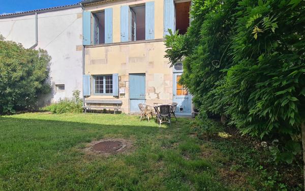 Maison à vendre    5 pièces •  Breuillet