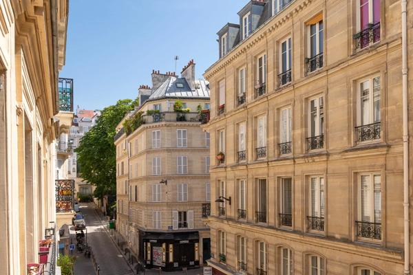 Appartement Paris 18 e - MONTMARTRE / ABBESSES