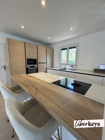 PLOEMEUR - PROCHE BOURG- Maison T5 de plain-pied 