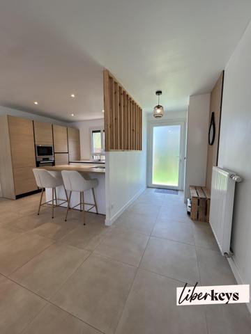 PLOEMEUR - PROCHE BOURG- Maison T5 de plain-pied 