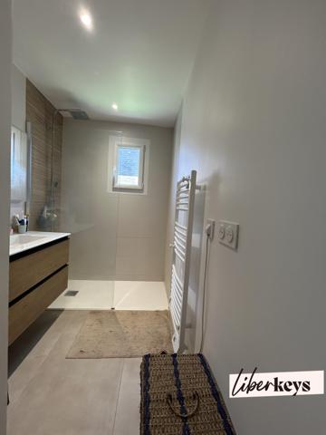 PLOEMEUR - PROCHE BOURG- Maison T5 de plain-pied 