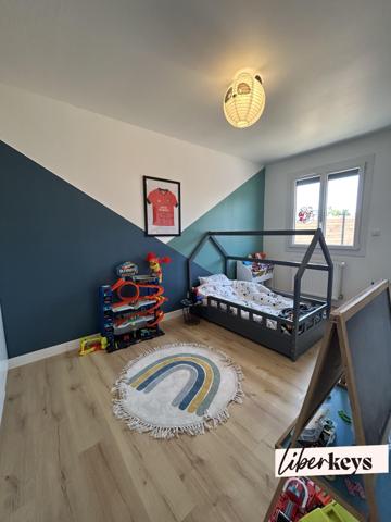 PLOEMEUR - PROCHE BOURG- Maison T5 de plain-pied 