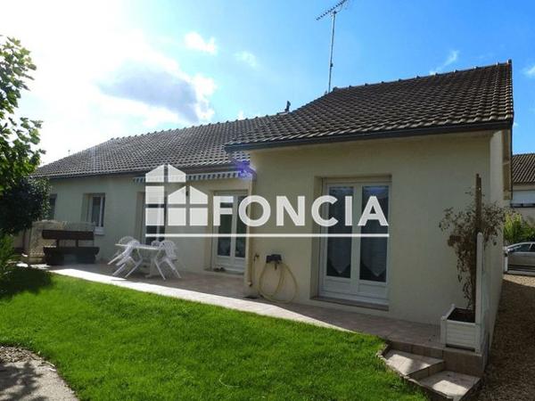 Location Maison 5 pièces 100.7 m² - 3 RUE MAURICE FOMBEURE Naintre 86530