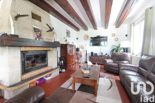 Maison à vendre 6 pièces 275 m² Saint-Affrique