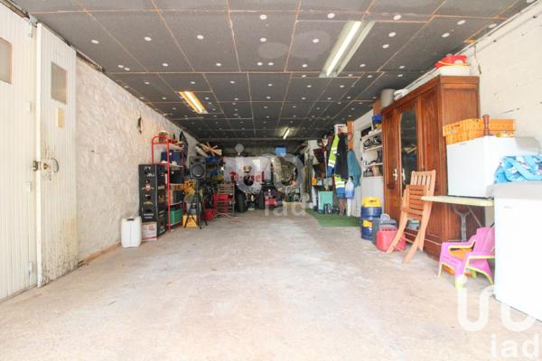 Maison à vendre 6 pièces 275 m² Saint-Affrique