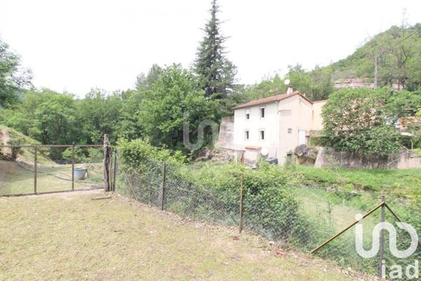 Maison à vendre 6 pièces 275 m² Saint-Affrique