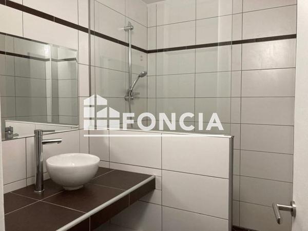 Location Appartement 4 pièces 69 m² - CARLITOS I Pau 64000