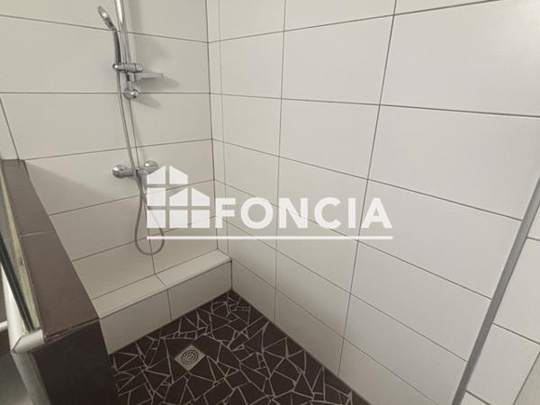 Location Appartement 4 pièces 69 m² - CARLITOS I Pau 64000