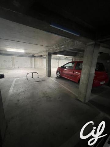 Parking  NANTES Champ de Mars 27 000 Euros