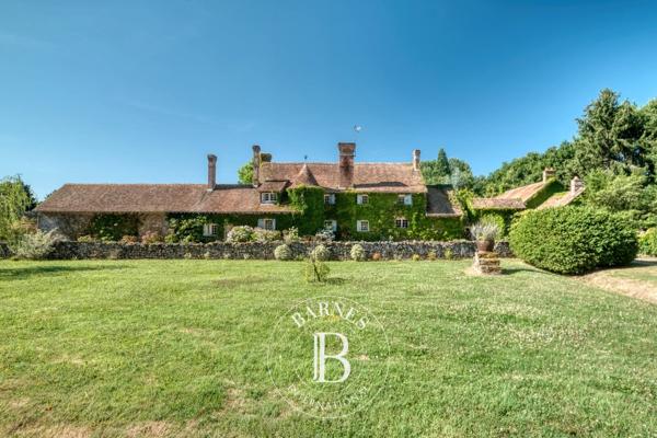 Fontainebleau, Propriété 7 Chambres -  700 m² à vendre