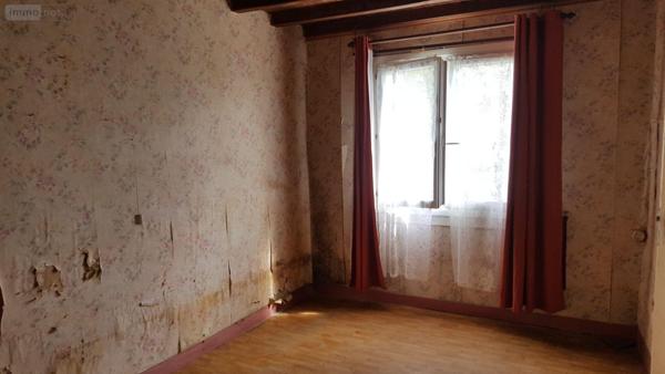 Maison à vendre à Saint-Symphorien-des-Monts dans la Manche (50640), ref : 076/258