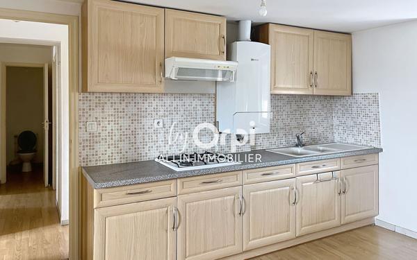 Immeuble à vendre    5 pièces •  Montluçon