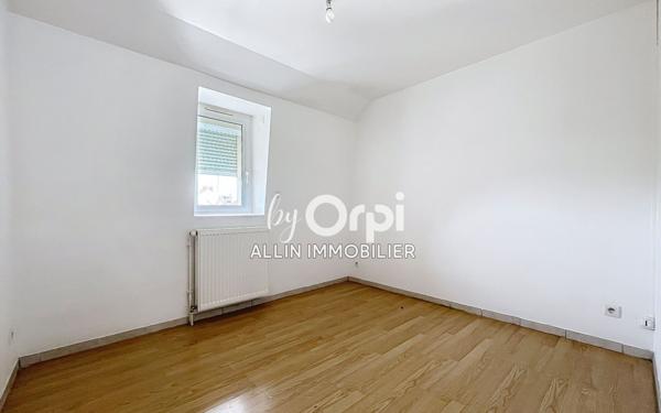 Immeuble à vendre    5 pièces •  Montluçon