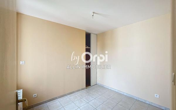 Immeuble à vendre    5 pièces •  Montluçon