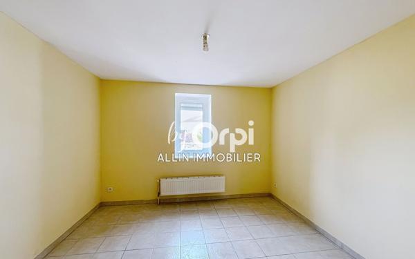 Immeuble à vendre    5 pièces •  Montluçon