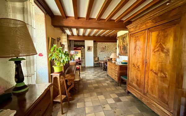 Maison à vendre    6 pièces •  Génissieux