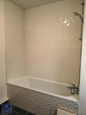 Appartement à louer 3 pièces 65.98m²