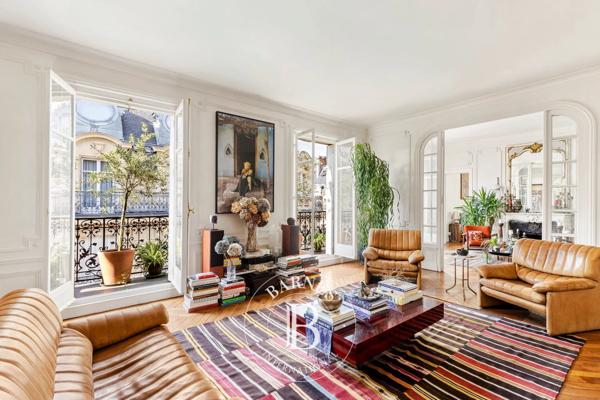 Paris 9ème, Appartement 4 Chambres -  210 m² à vendre