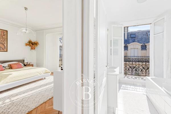 Paris 9ème, Appartement 4 Chambres -  210 m² à vendre