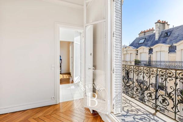 Paris 9ème, Appartement 4 Chambres -  210 m² à vendre