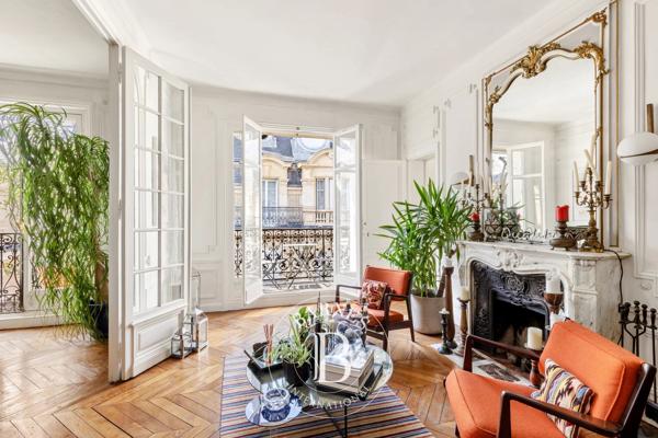 Paris 9ème, Appartement 4 Chambres -  210 m² à vendre