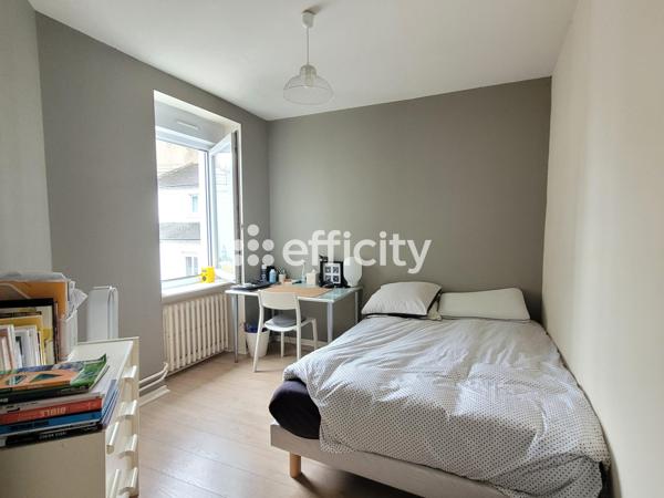Maison
         3 pièces
        - 55 m² Exclusivité 195 000 € *