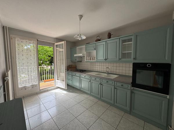 Appartement - 4 pièces - 101 m²